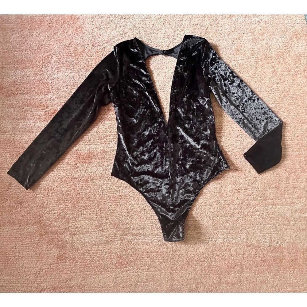 Victoria’s Secret Velvet Plunge Open Back Bodysuit M/L